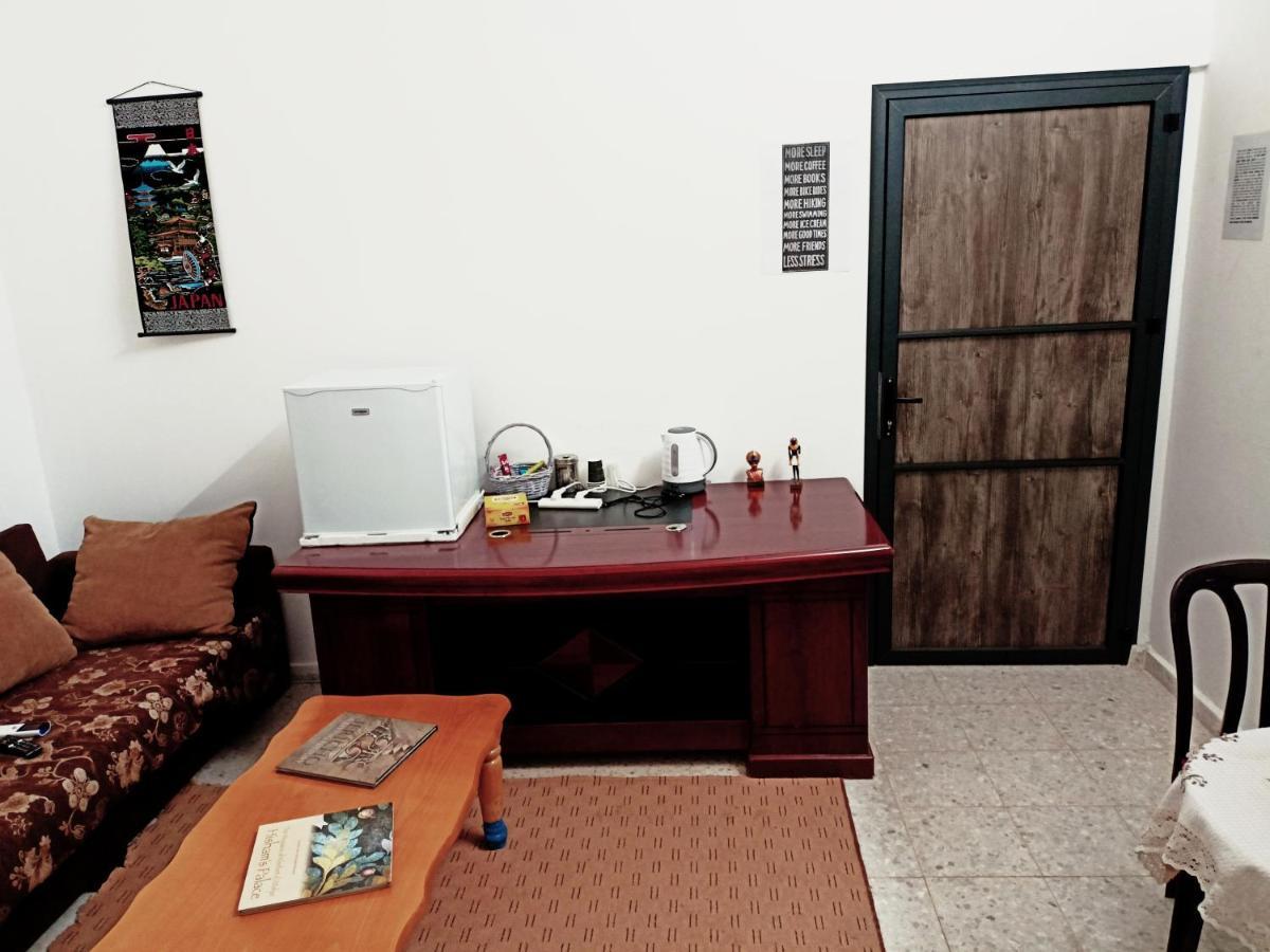 Bnb La Luna Entire Apartment Jericho Exterior photo